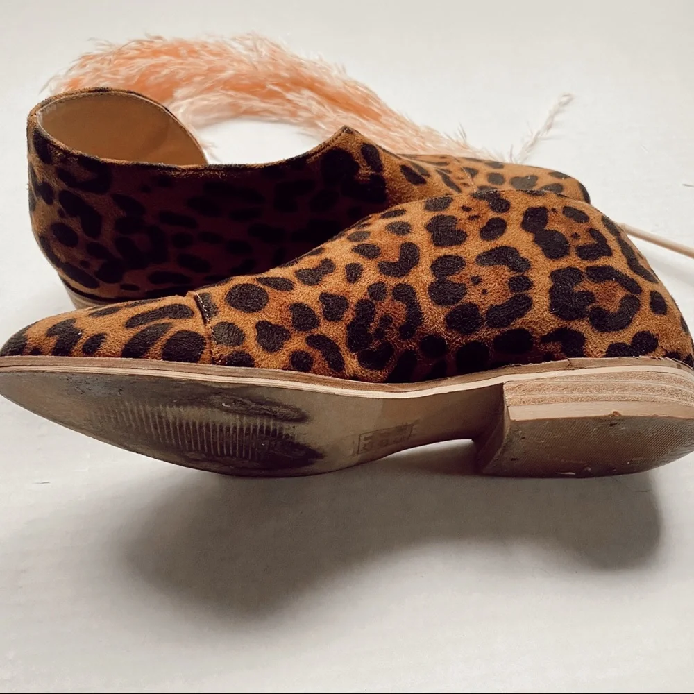 Beast Fashion Leopard Booties Size 8 - Picture 2 of 4